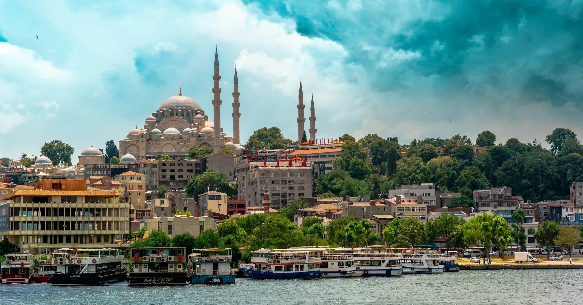 Is Istanbul safe for Americans: the Süleymaniye Mosque above the Golden Horn waterfront
